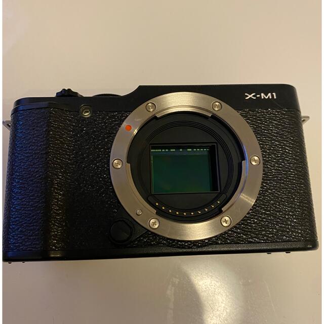 富士フイルム ミラーレス一眼カメラX-M1ボディ 富士フイルム ミラーレス一眼カメラX-M1ボディ