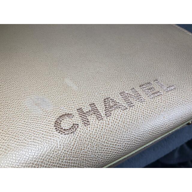 CHANEL(シャネル)のCHANEL  シャネル　キャビアスキン　ベージュ　ロゴショルダーバッグ レディースのバッグ(ショルダーバッグ)の商品写真