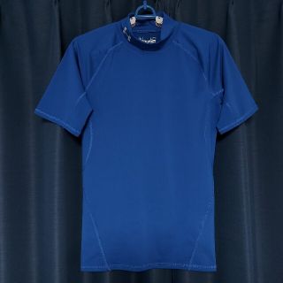 アンダーアーマー(UNDER ARMOUR)のUNDER ARMOUR　コンプレッションヒートギア　アンダーシャツ　Tシャツ(トレーニング用品)