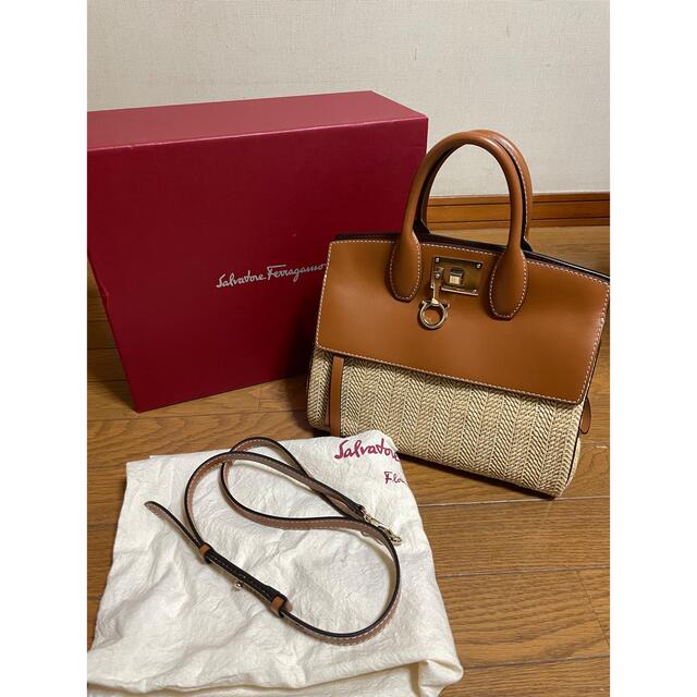 Ferragamo ハンドバッグ　スタジオバック