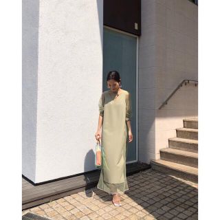 アメリヴィンテージ(Ameri VINTAGE)の【新品タグ付き】Ameri VintageTULLE DOCKING DRESS(ロングワンピース/マキシワンピース)