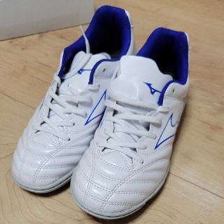 ミズノ(MIZUNO)の【新品】ミズノ　サッカー　モダルシーナネオⅡ　22cm(シューズ)