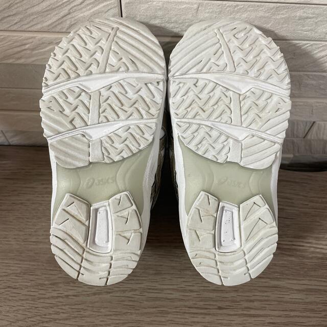 asics(アシックス)の【専用】asics  SUKUSUKU ベビーシューズ　14cm キッズ/ベビー/マタニティのベビー靴/シューズ(~14cm)(スニーカー)の商品写真