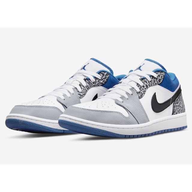 スニーカー NIKE - NIKE AIR JORDAN 1 LOW SE TRUE BLUE 26.0