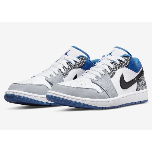 NIKE(ナイキ)のNIKE AIR JORDAN 1 LOW SE TRUE BLUE 26.0 メンズの靴/シューズ(スニーカー)の商品写真