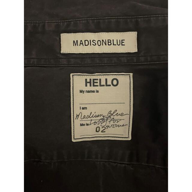 MADISONBLUE(マディソンブルー)の完売品　サイズ02   MADISON BLUE  阪急別注　パールボタンシャツ レディースのトップス(シャツ/ブラウス(長袖/七分))の商品写真
