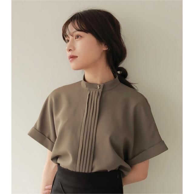 Front Pleats Blouse L'Or レディースのトップス(シャツ/ブラウス(半袖/袖なし))の商品写真