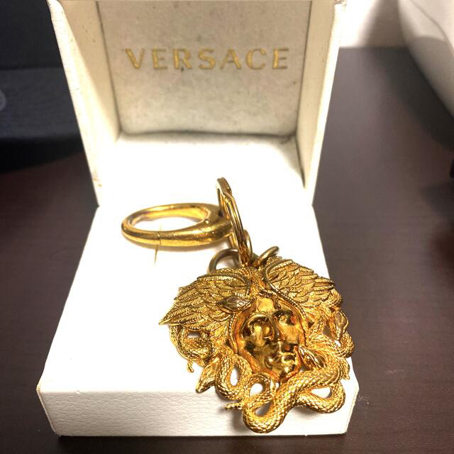 Gianni Versace ヴェルサーチ キーホルダー キーリング メデューサ