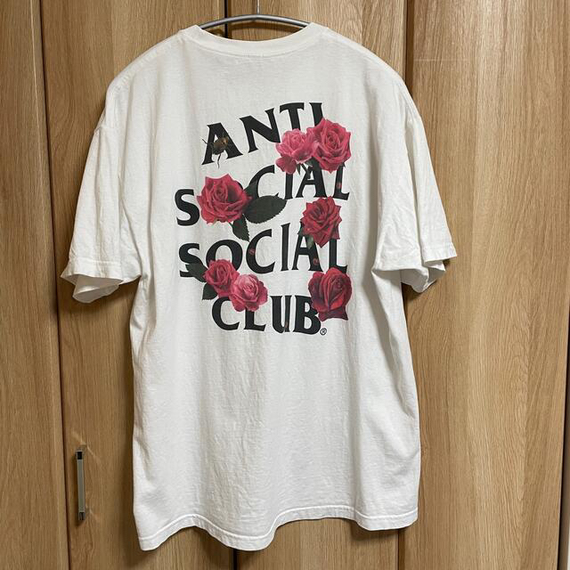 ANTI SOCIAL SOCIAL CLUB(アンチソーシャルソーシャルクラブ)のAnti social social club smells bad Tee メンズのトップス(Tシャツ/カットソー(半袖/袖なし))の商品写真