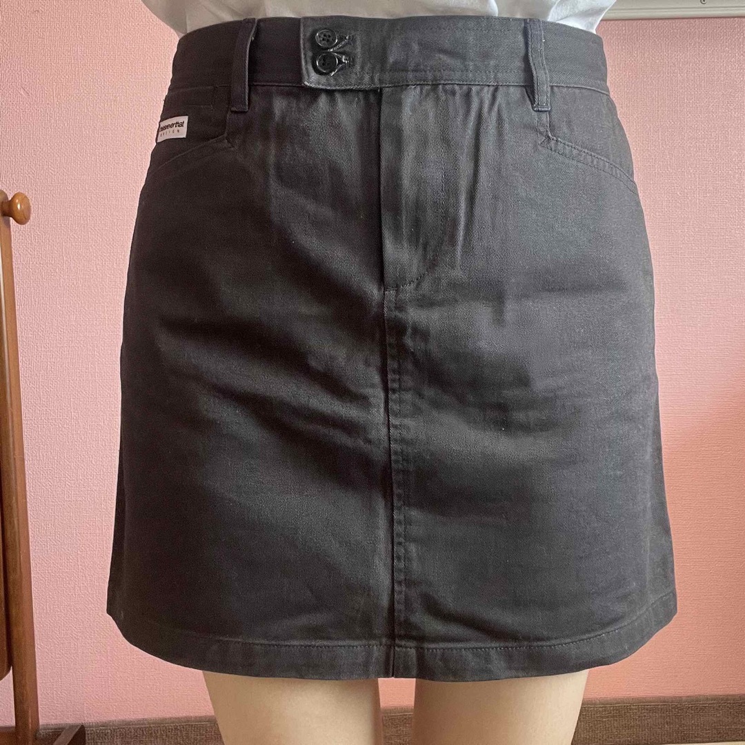 thisisneverthat(ディスイズネバーザット)の【最安値!】新品! thisisneverthat mini skirt レディースのスカート(ミニスカート)の商品写真