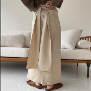 ラウジー(lawgy)の【タグ付未使用】lawgy original wrap skirt(ivory)(ロングスカート)