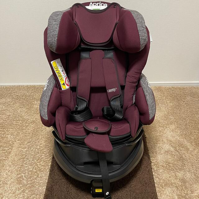 美品 アップリカ フラディア グロウ ISOFIX AC チャイルドシート