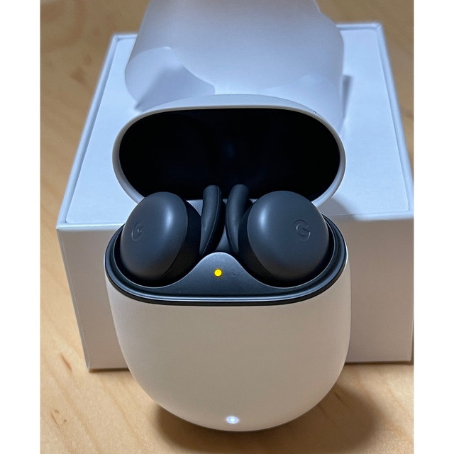 Google(グーグル)のなゆたさん専用　Google Pixel Buds (Almost Black) スマホ/家電/カメラのオーディオ機器(ヘッドフォン/イヤフォン)の商品写真