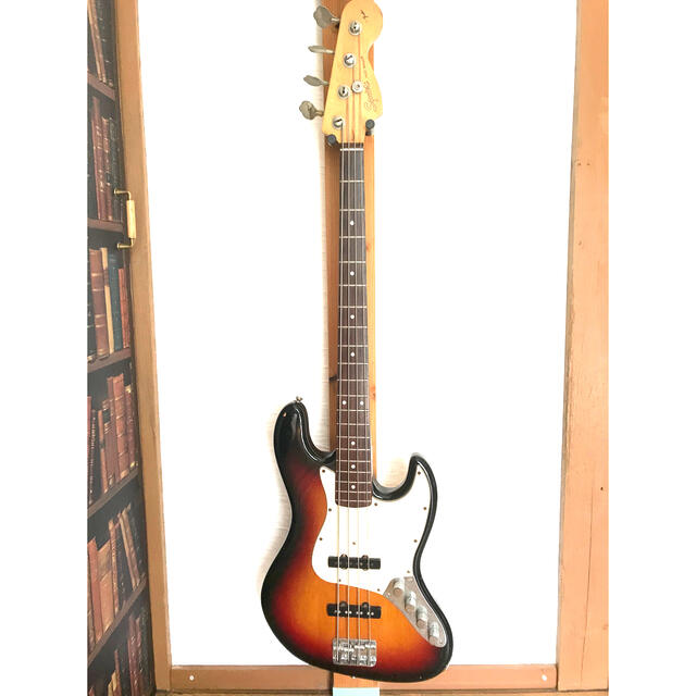 Squier by Fender Affinity Jazz Bass