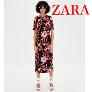 ザラ(ZARA)の【美品】ZARA 花柄　ロングワンピース　usSサイズ　伸縮性あり　着用楽ちん(ロングワンピース/マキシワンピース)