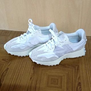 ニューバランス(New Balance)の美品 ニューバランス 25㎝ WS327 SFD デカロゴ 327(スニーカー)