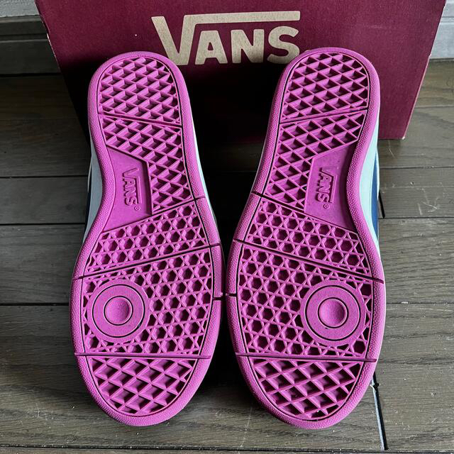 VANS(ヴァンズ)のVANS スニーカー　ネイビー✖️ピンク レディースの靴/シューズ(スニーカー)の商品写真