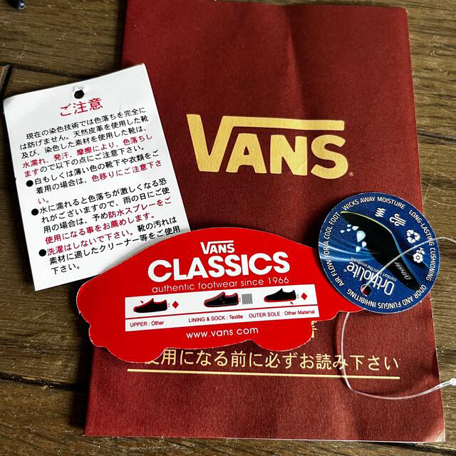 VANS(ヴァンズ)のVANS スニーカー　ネイビー✖️ピンク レディースの靴/シューズ(スニーカー)の商品写真