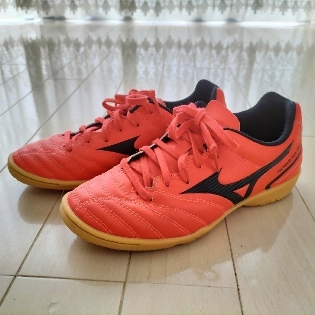 MIZUNO - ミズノ フットサルシューズ 22cmの通販 by mon's shop MIZUNO - ミズノ フットサルシューズ 22cmの通販 by mon's shop