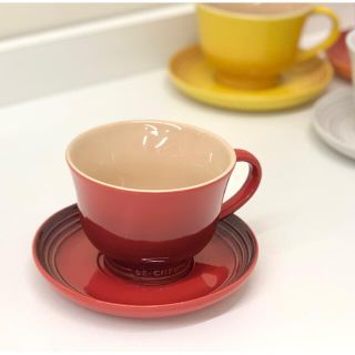 ルクルーゼ(LE CREUSET)のレッド　ル・クルーゼ　カップ&ソーサー　カフェオレ　スープ　マグカップ　カップ(グラス/カップ)