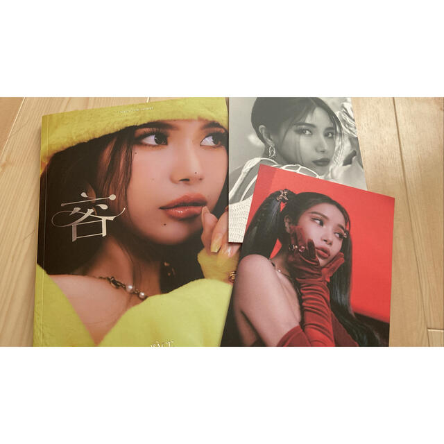 MAMAMOO Solar 容:FACE アルバム エンタメ/ホビーのCD(K-POP/アジア)の商品写真