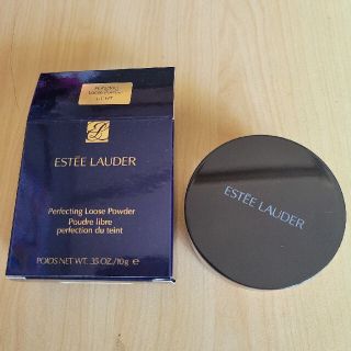 エスティローダー(Estee Lauder)のエスティーローダー　パーフェクティングルースパウダー(フェイスパウダー)