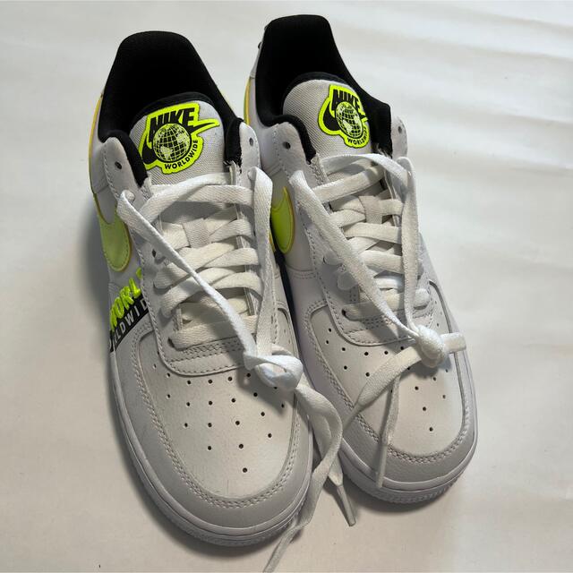 NIKE AIR FORCE 1 WORLD WIDE 24cm