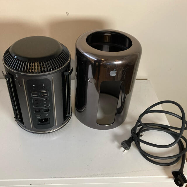 Mac Pro 2013 3.5GHz 6コア メモリ16GB