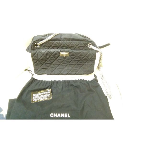 CHANEL（シャネル)マトラッセ 2.55マドモアゼルチェーンショルダーバッグ