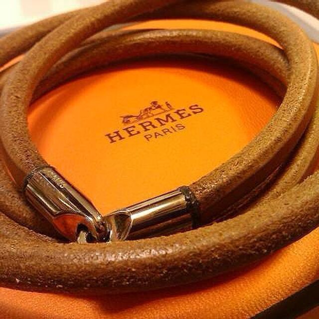 本物 HERMES エルメス アピチョーカー ブレスレット レザー ナチュラル