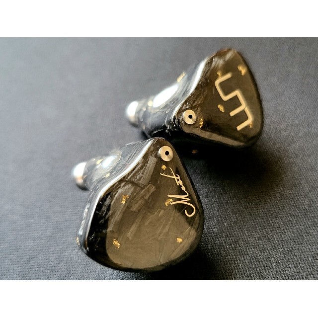 お待たせ! MKII MEST 美品 4.4mm おまけ付き Melody Unique ヘッドフォン/イヤフォン お待たせ! MKII MEST 美品 4.4mm おまけ付き Melody Unique ヘッドフォン/イヤフォン
