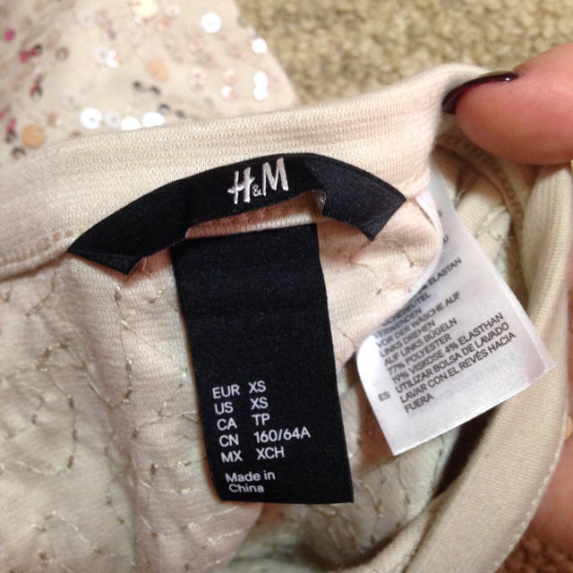 H&M(エイチアンドエム)のH&M スパンコール タイトスカート レディースのスカート(ミニスカート)の商品写真