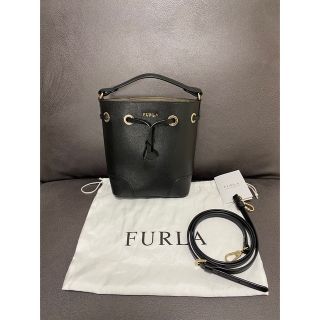 フルラ(Furla)のnaa様専用　フルラ　ミニバッグ　バケツ型　巾着型(ショルダーバッグ)