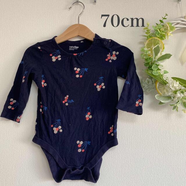 babyGAP(ベビーギャップ)のbaby gap ♡70cmさくらんぼ　ロンパース キッズ/ベビー/マタニティのベビー服(~85cm)(ロンパース)の商品写真