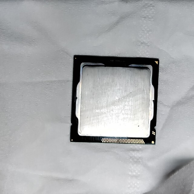 CPU COREi7 2600K  intel スマホ/家電/カメラのPC/タブレット(PCパーツ)の商品写真