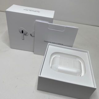 アップル(Apple)のApple AirPods Pro 2021年モデル 未使用品 MLWK3J/A(ヘッドフォン/イヤフォン)