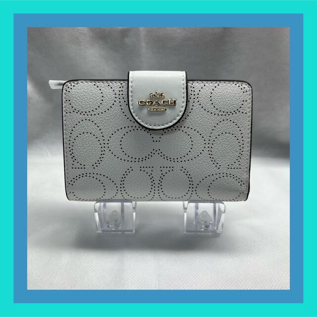 新品/未使用COACHコーチ二つ折り財布 パンチングウォレットチョーク 白 4