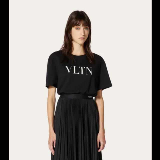 VALENTINO(ヴァレンティノ)のVALENTINO♡Tシャツ レディースのトップス(Tシャツ(半袖/袖なし))の商品写真