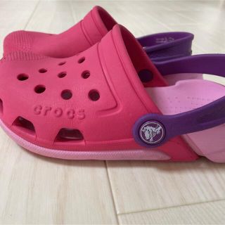 クロックス(crocs)のCROCS エレクトロ 3.0 クロッグ　19センチ　おまけつき(サンダル)