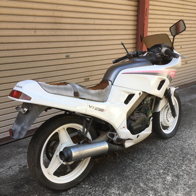 代引不可 ホンダ VT250F VT250FE 書類付レストアベース車 書類付レストアベース車 ホンダ