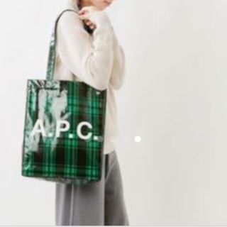 アーペーセー(A.P.C)のアーペーセーショルダーバッグ(ショルダーバッグ)