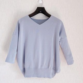 コムサデモード(COMME CA DU MODE)のCOMME CA  DU  MODE     くすみブルーニット（未使用品）(ニット/セーター)