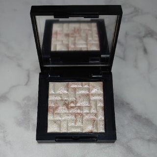 ボビイブラウン(BOBBI BROWN)のBOBBI BROWN ミニハイライティングパウダー 01 ピンクグロウ(フェイスパウダー)