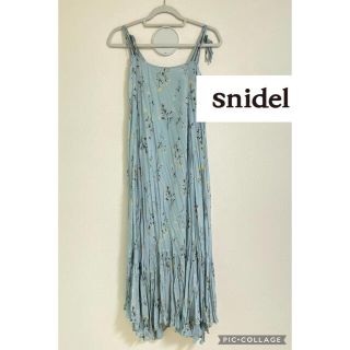 スナイデル(SNIDEL)のsindel スナイデル　花柄　ワンピース(ロングワンピース/マキシワンピース)