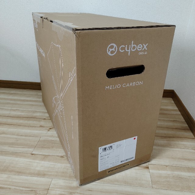 cybex(サイベックス)のメリオカーボン 2022 ムーンブラック 新品 Cybex キッズ/ベビー/マタニティの外出/移動用品(ベビーカー/バギー)の商品写真