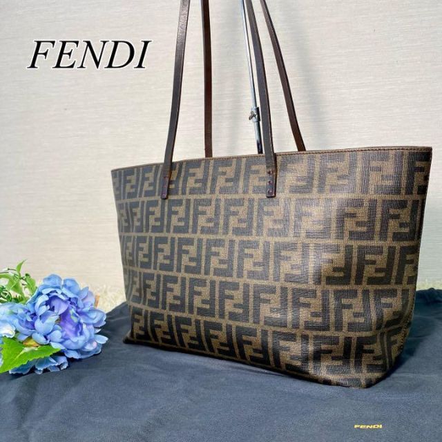 【専用袋付き】FENDI フェンディ　ズッカ柄　PVC トートバッグ　A4可能トートバッグ