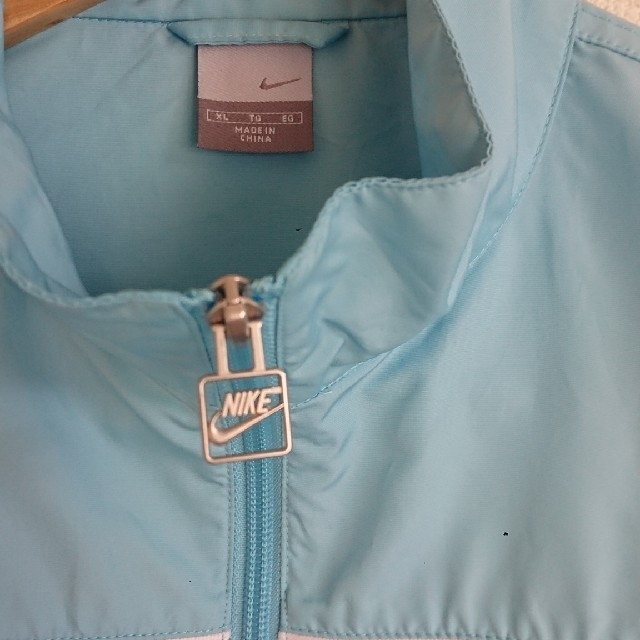 NIKE(ナイキ)のNIKE ナイキ ナイロンジャケット 刺繍ロゴ メンズのジャケット/アウター(ナイロンジャケット)の商品写真