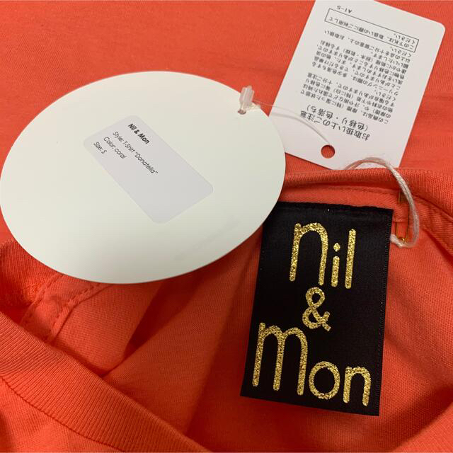 STUNNING LURE(スタニングルアー)のNil&mon Tシャツ　まつげ/くちびる レディースのトップス(Tシャツ(半袖/袖なし))の商品写真