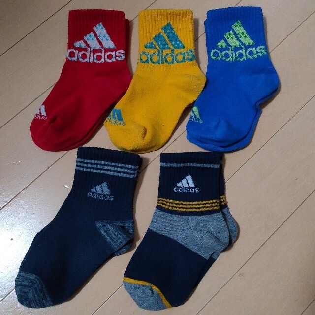 adidas(アディダス)のポコ様専用ページ♡♡中古adidas  NIKE靴下セット18センチまで キッズ/ベビー/マタニティのこども用ファッション小物(靴下/タイツ)の商品写真