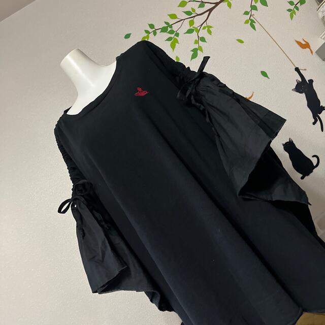 Vivienne Westwood 新品 オーブ 刺繍 BIG フリル Tシャツ Vivienne Westwood 新品 オーブ 刺繍 BIG フリル Tシャツ